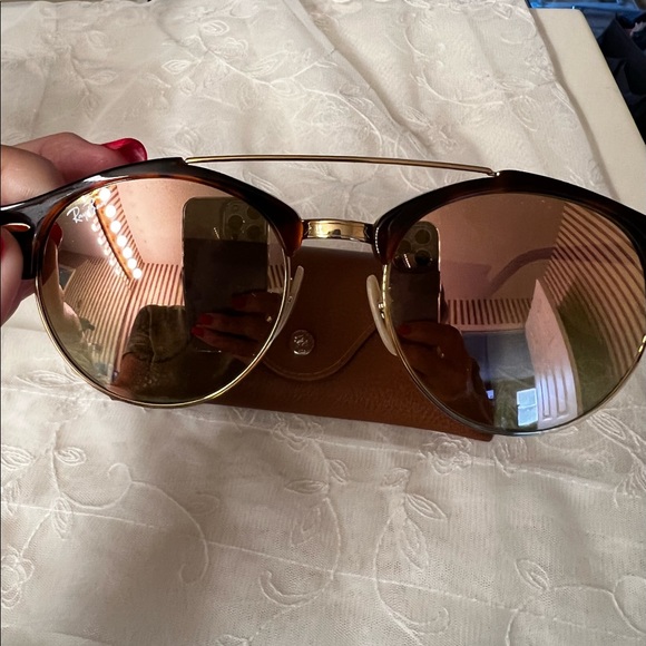 ☀️☀️Rayban like new sunglasses - Picture 8 of 10